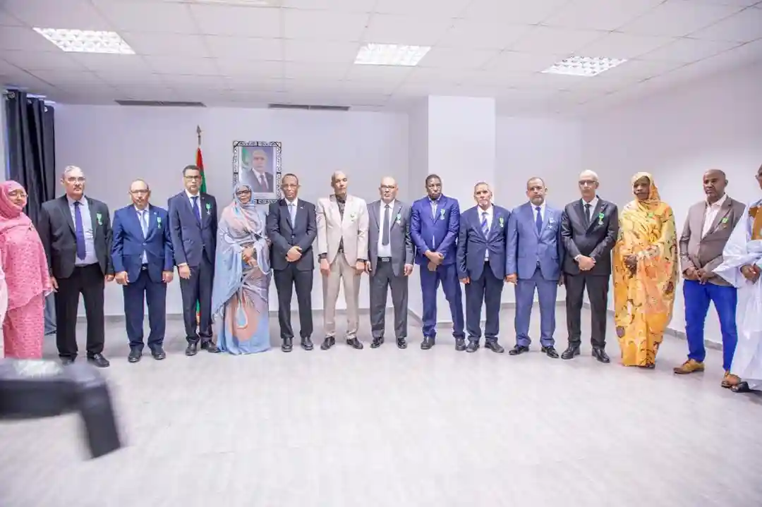 تكريم كفاءات وطنية بمناسبة عيد الاستقلال 65